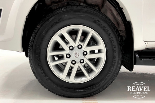 Toyota Hilux SW4 2.7 Sr 5l 4x2 Flex Aut. 5p