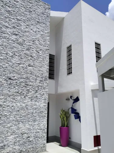 Casa En Venta En Los Samanes