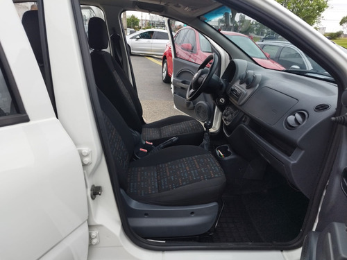 Fiat Uno 1.0 Vivace Celeb. Flex 5P