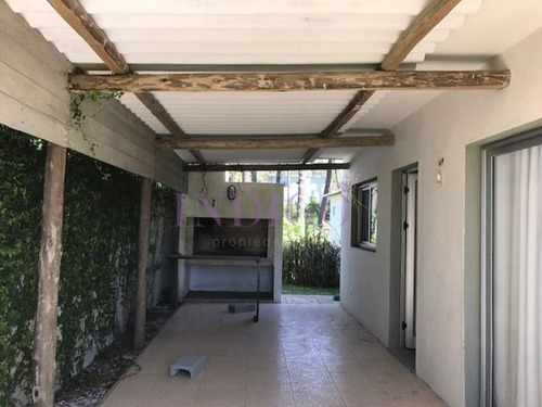 Casa En Montoya De 4 Dormitorios En Alquiler.- Ref: 159