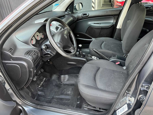 Imagen 10 de 14 de Peugeot 206 2012 1.4 Allure 75cv