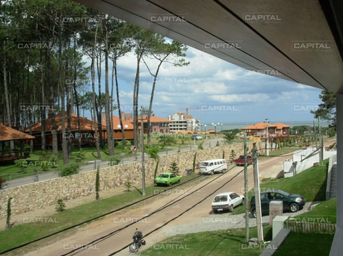 Excelente Casa De 3 Dormitorios En Playa Brava - Ref: 27242