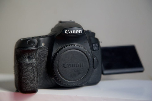 Câmera Canon Eos 60d (corpo)