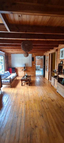 Invierte En Una Parcela Con Dos Casas Y Piscina En Requinoa