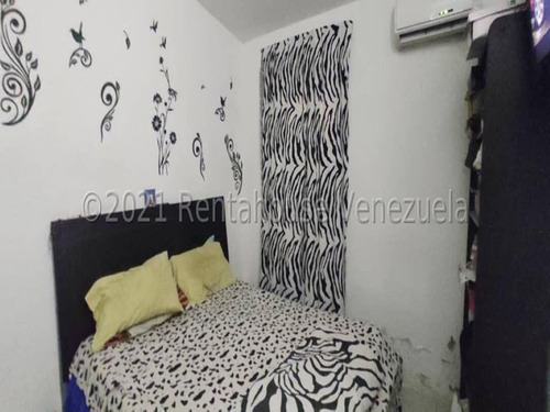 Imagen 25 de 30 de Casas En Venta El Amanecer Cabudare 22-663 /m