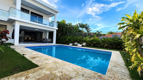 Se Vende Villa En Perla Marina A Unos Minutos De Sosua Y Cabarete