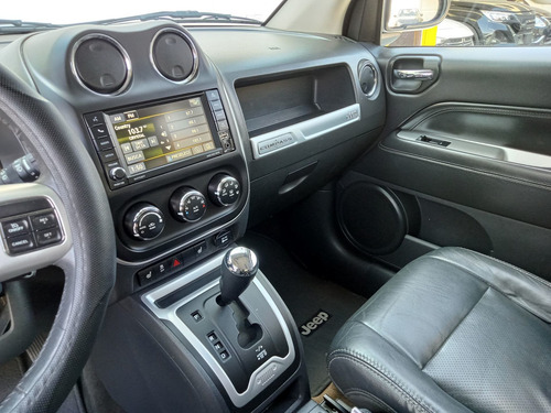 Imagen 13 de 15 de Jeep Compass 2014 2.4 Limited 4x2 At