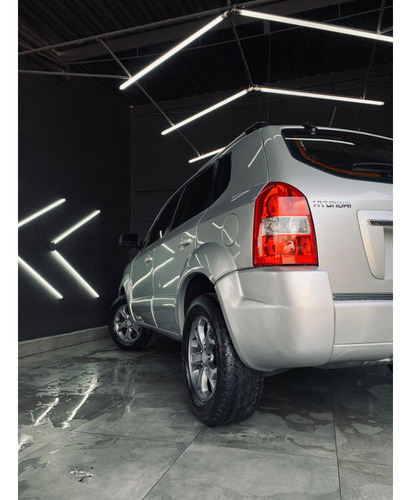 Hyundai Tucson 2.0 MPFI GLS 16V 143CV 2WD FLEX 4P AUTOMÁTICO