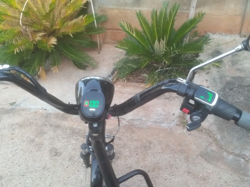 Triciclo Elétrico