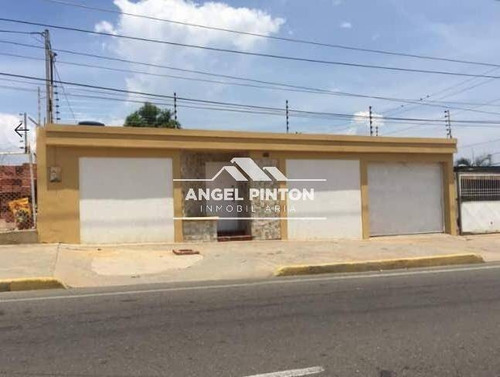 Casa Comercial Venta En Santa Maria Maracaibo Api 3851