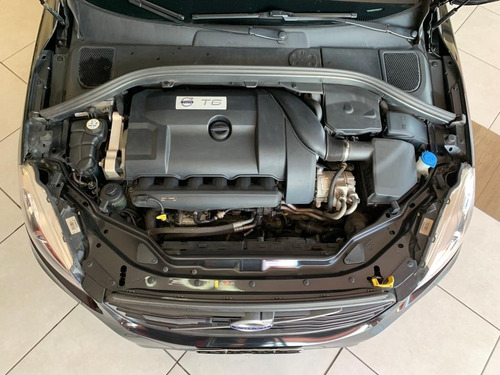 Imagem 6 de 12 de Volvo Xc60 3.0 T6 R-design 5p 2014/2015 Preto