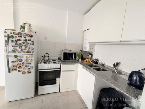 Imagen 3 de 14 de Departamento De Un Dormitorio En Venta En Rosario