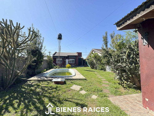 Casa En Los Cardales En El Corazón Del Pueblo