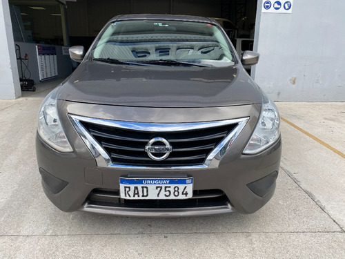 Nissan Versa Full Automatico