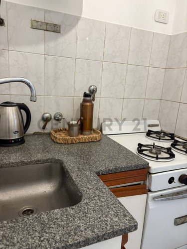 Monoambiente En Planta Baja Con Patio