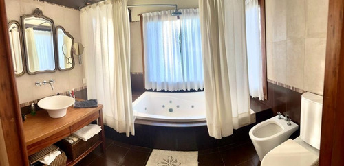 Imagen 2 de 25 de Casa De Campo En Alquiler En Barrio Cerrado