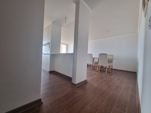Se Arrienda Depto 2d+2b+1est Sin Amoblar 1.000.000/ Semiamob