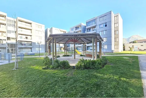 Departamento En Jardines De Lo Campino