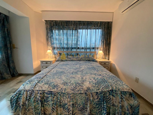 Muy Lindo Apartamento De 3 Dormitorios Con Balcon. Ubicado En La Brava, Con Muy Buena Vista.-ref:787