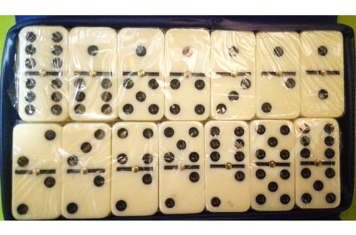 Domino Mediano Doble 6 Caja Plástica Juego De Mesa Set Of 28