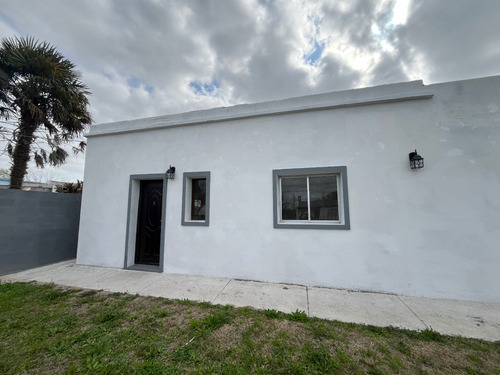 Venta Casa 2 Dormitorios Nueva Helvecia Con Cochera