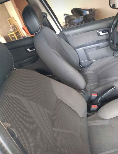 Fiat Palio Weekend 2013 1.4 Attractive Flex 5p