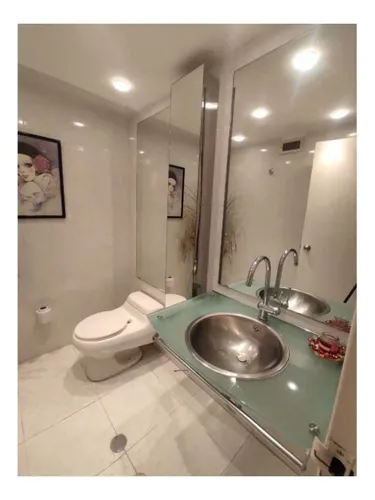 Apartamento En Los Naranjos,