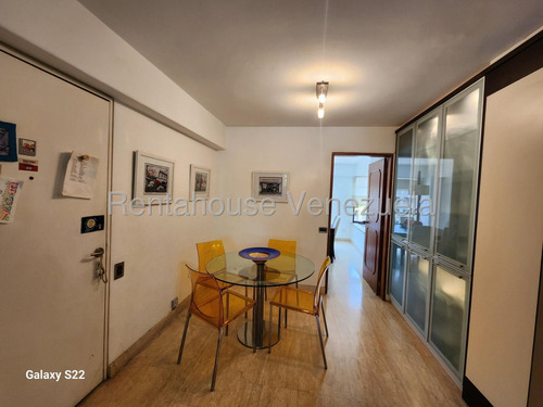 Lujoso Apartamento En Venta Ubicado En Urbanización Colinas De Valle Arriba / Mls 25-23114 Ia