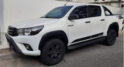 Toyota Hilux 2.8 Tdi Sr Challenge Cab. Dupla 4x4 Aut. 4p