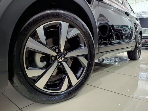 Volkswagen Nivus 1.0 200 TSI TOTAL FLEX HIGHLINE AUTOMÁTICO
