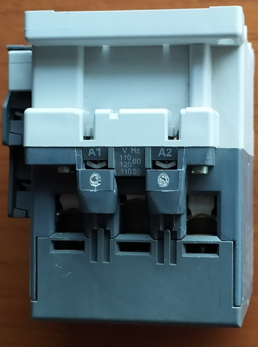 Contactor Marca Abb. A 50-30/110vexcelentes Condiciones (Usado)
