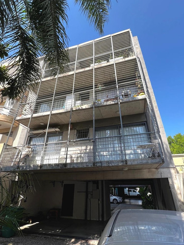 Departamento En Venta, Dos Amplios Ambientes Con Cochera En San Fernando