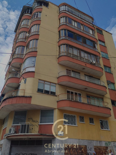 Apartamento En Venta 86m2 Comercial Y Residencial Centro De Los Teques