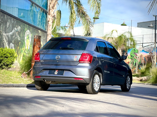 Imagen 3 de 25 de Volkswagen Gol Trend 2018 Trendline 1.6 Gnc, Solo 73.000 Km