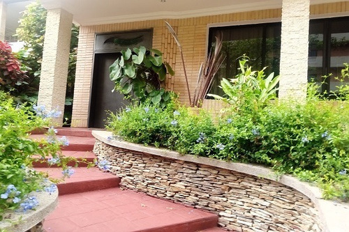 Imagen 2 de 5 de Asein977 Vende Hermosa Casa Amoblada En La Urb. La Trigaleña Valencia