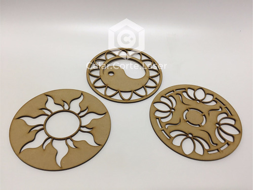 Imagen 2 de 3 de Mandala Souvenir Laser De Fibrofacil Somos Fabricantes 15cm