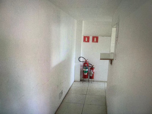 Imagem 9 de 30 de Galpão À Venda Ou Locação Zona Norte / Sp. - Gl00117 - 70549290