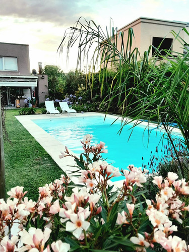 Casa  En Alq. Temporario En Santa Teresa, Villanueva, Tigre