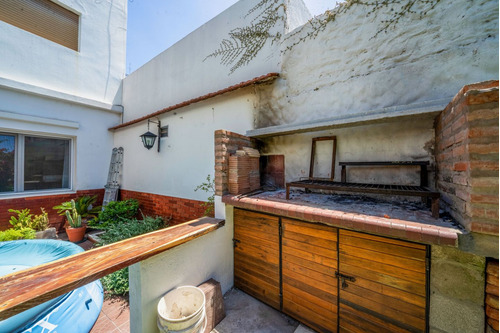 Ph De 4 Ambientes Con Jardín Y Reciclado A Nuevo En Flores