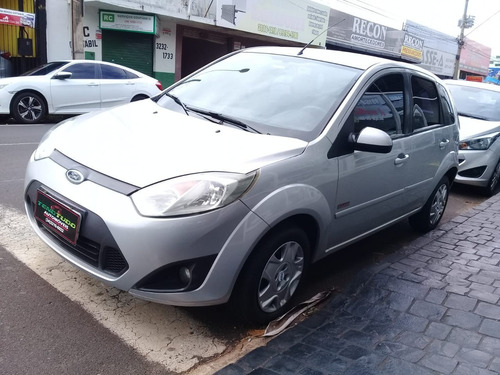 Ford Fiesta Class 1.6 Prata 2013