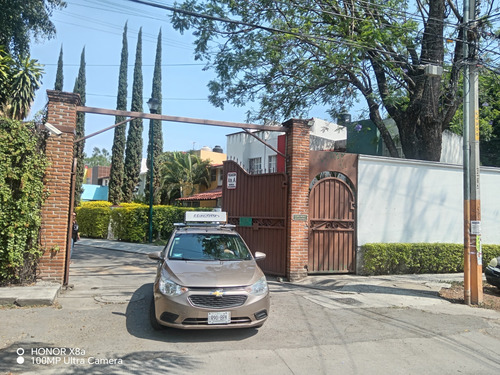 Excelente Casa En Fraccionamiento Jacarandás Morelos