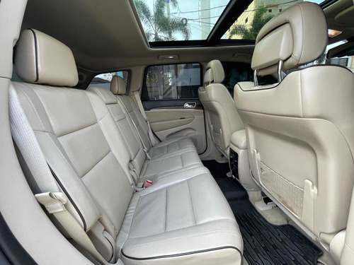 Imagen 7 de 15 de Jeep Grand Cherokee Americano