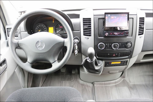 Sprinter 2019 415 0km Bigvan Executiva Elite 19 London Prata