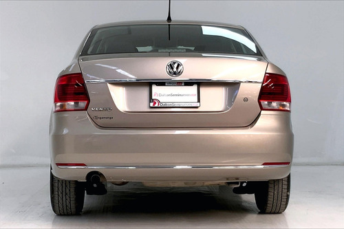 Imagen 4 de 15 de Volkswagen Vento Sedan 4 Pts Comforline, Td, Tm5, A/ac, Ve,
