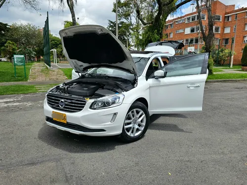 Volvo XC60 2.0 T5 Awd Momentum