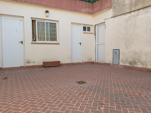 Imagen 7 de 9 de Casa Dos Dormitorios- Muy Linda Ubicación -junin