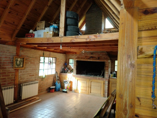 Imagen 20 de 30 de Venta Complejo Habitacional Apto Para Habilitar Como Turístico: Casa Principal + 3 Casas En Bariloche. Oportunidad