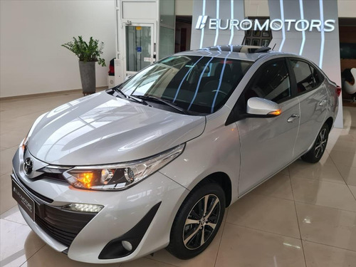 Imagem 1 de 14 de Yaris 1.5 16v Flex Sedan Xls Connect Multidrive