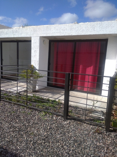 Imagen 3 de 12 de Apartamento 1 Dormitorio En Hermoso Complejo!gge!parrillero!
