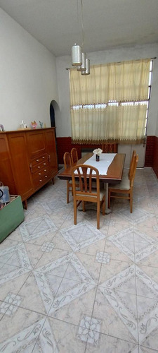 Casa En Venta - 1 Dormitorio 1 Baño - San Martín